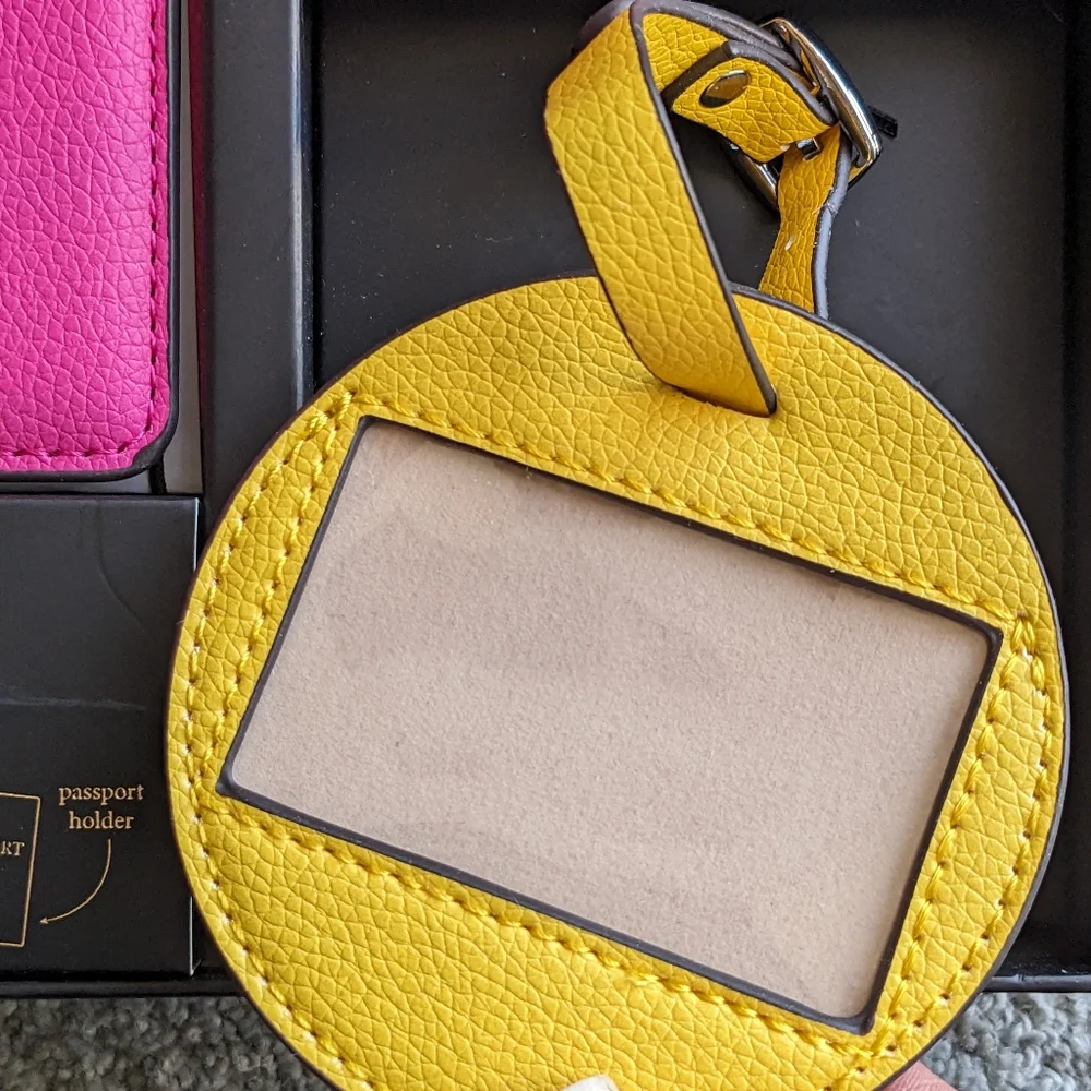 🏈 Collection Xiix NWT 3 PC travel set passport earbuds luggage tag pink ye… - Picture 7 of 16